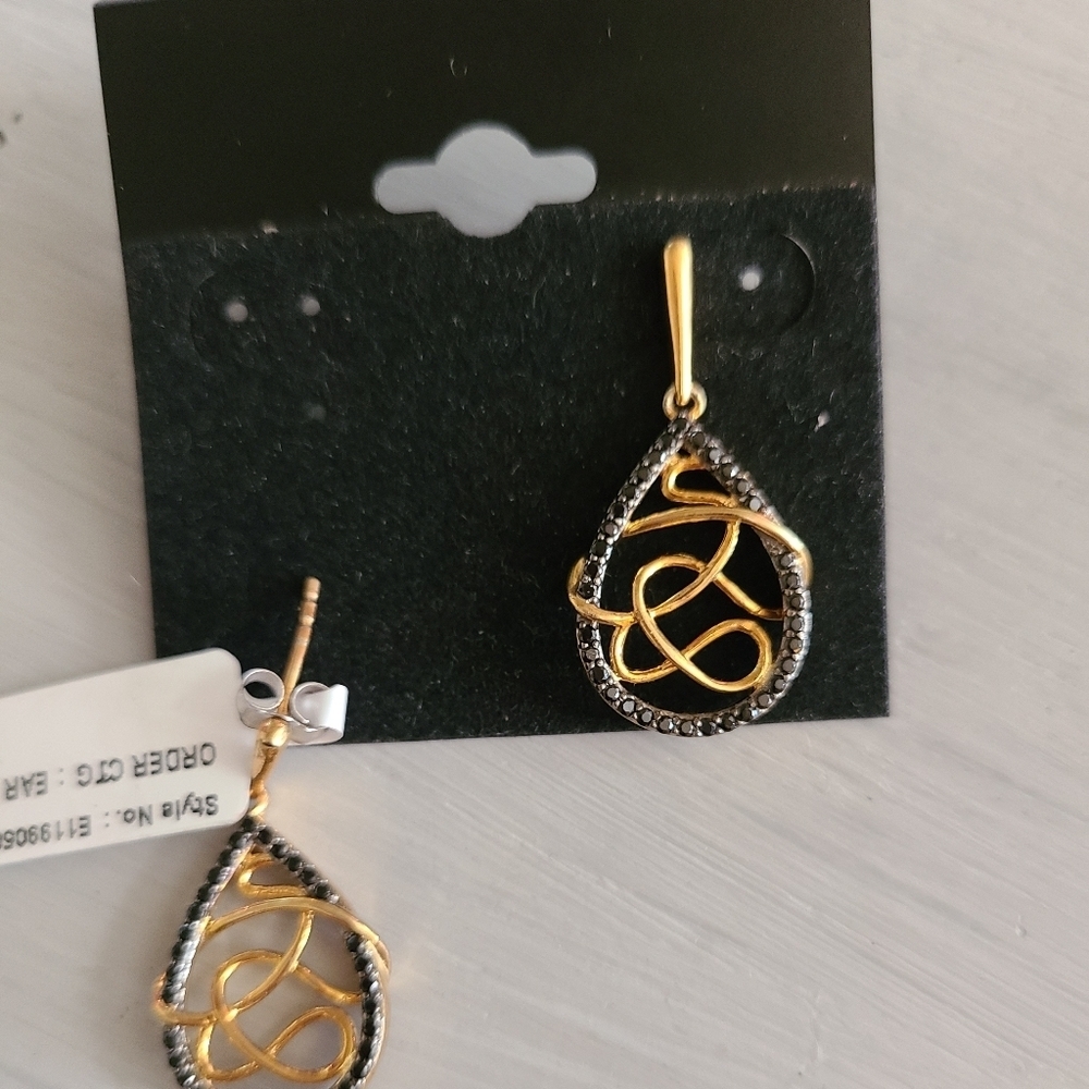925 sterling silver earrings w gold overlay hp🔥🔥🔥 - Picture 2 of 2